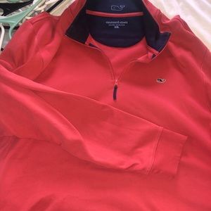 Men’s Vineyard Vines pull over